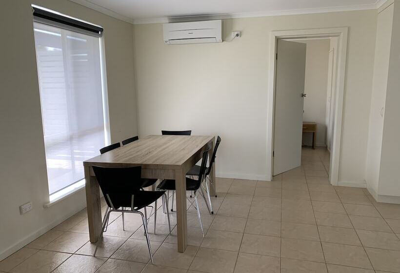 침실 3개 아파트, Robetown Motor Inn & Apartments