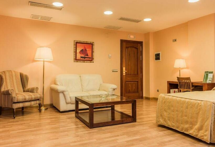 패밀리 룸, Sercotel Guadiana