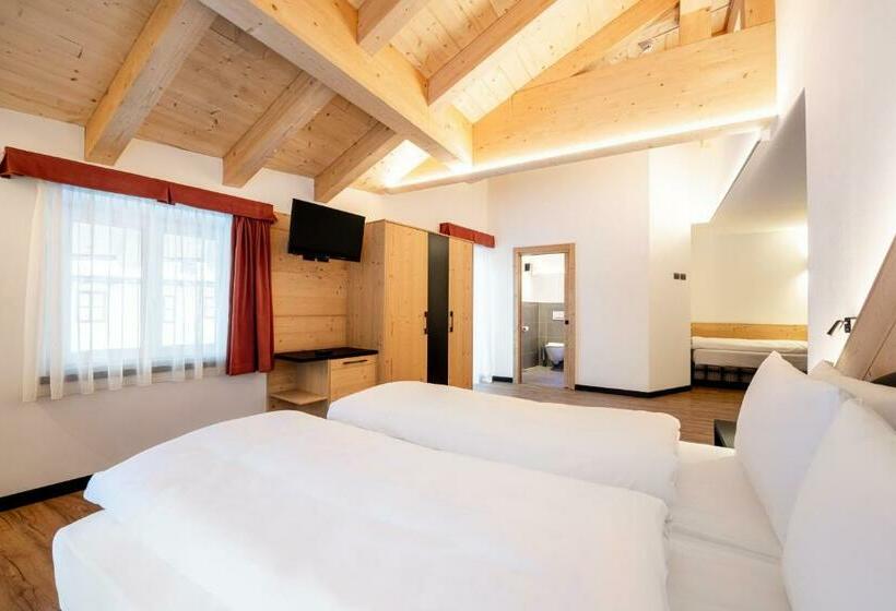 주니어 스위트 발코니, Albergo Garni Edy