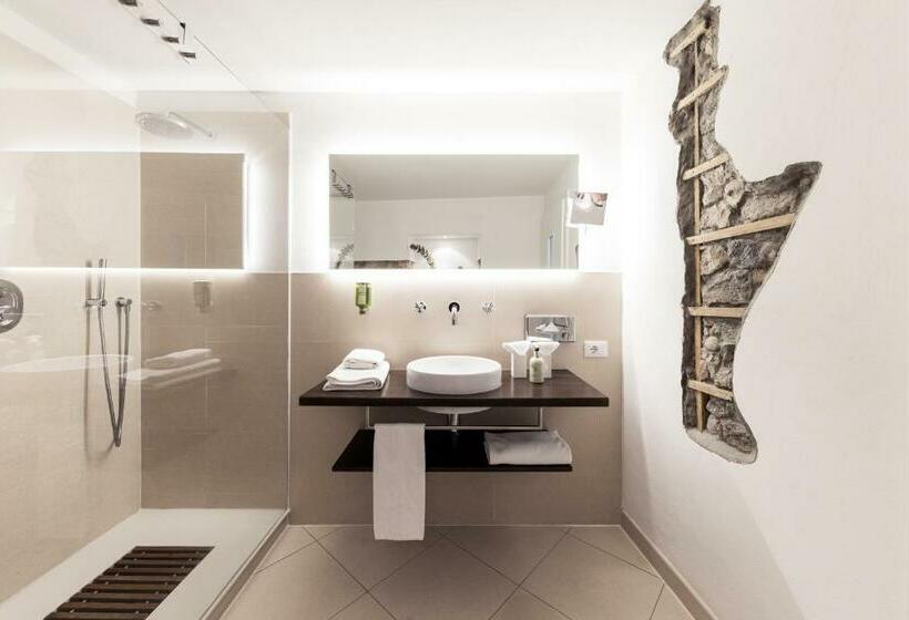Полулюкс, Boutique Hotel Zum Rosenbaum