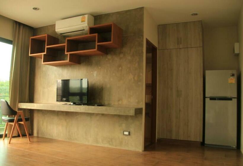 Номер Стандарт с Балконом, The Residence Thepkanjana