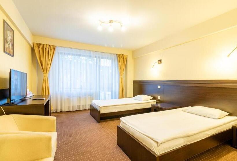 Superior Room with Terrace, Restaurant Alesia