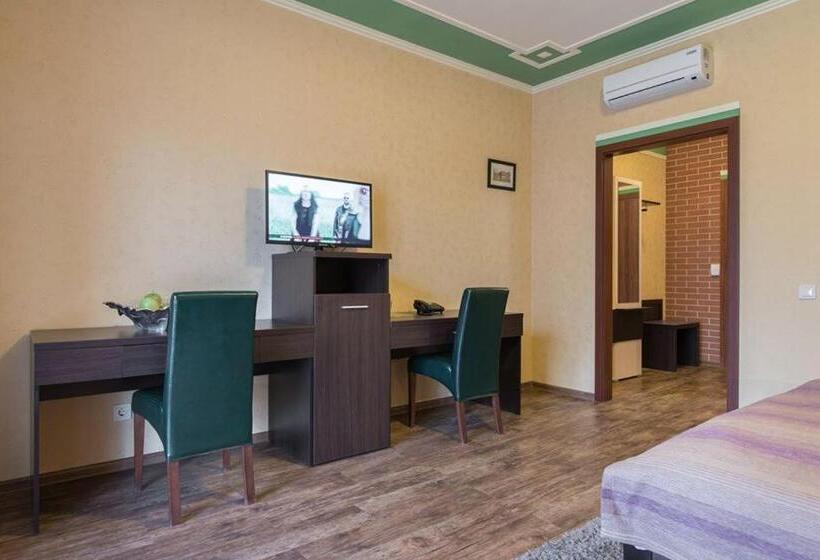 Номер Стандарт с Балконом, Green Villa
