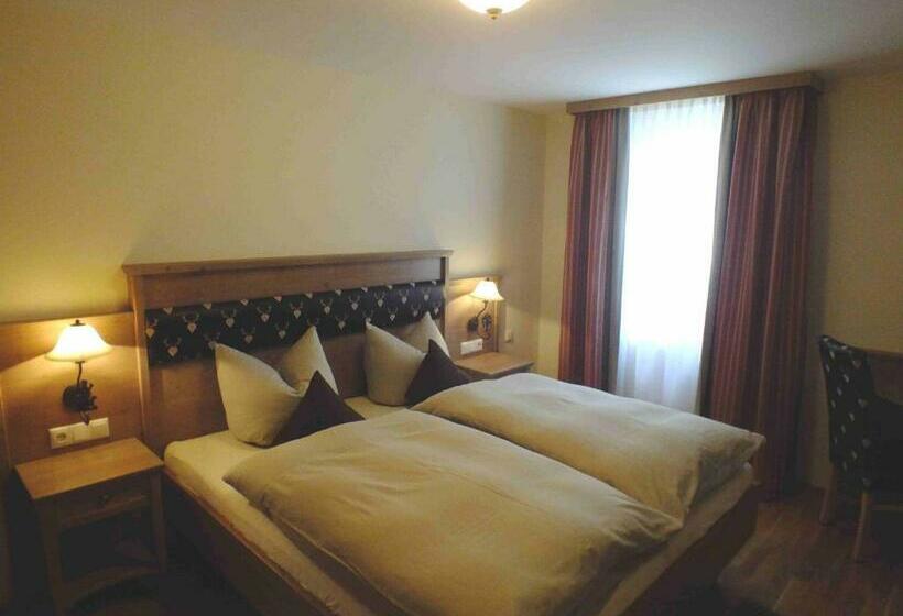 Дом 2 Спальни, Jagdhotel Sudetenhof