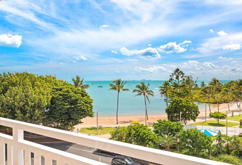 Люкс, Airlie Beach