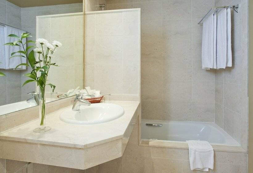 Номер Стандарт Боковой Вид на Море, Ilunion Fuengirola