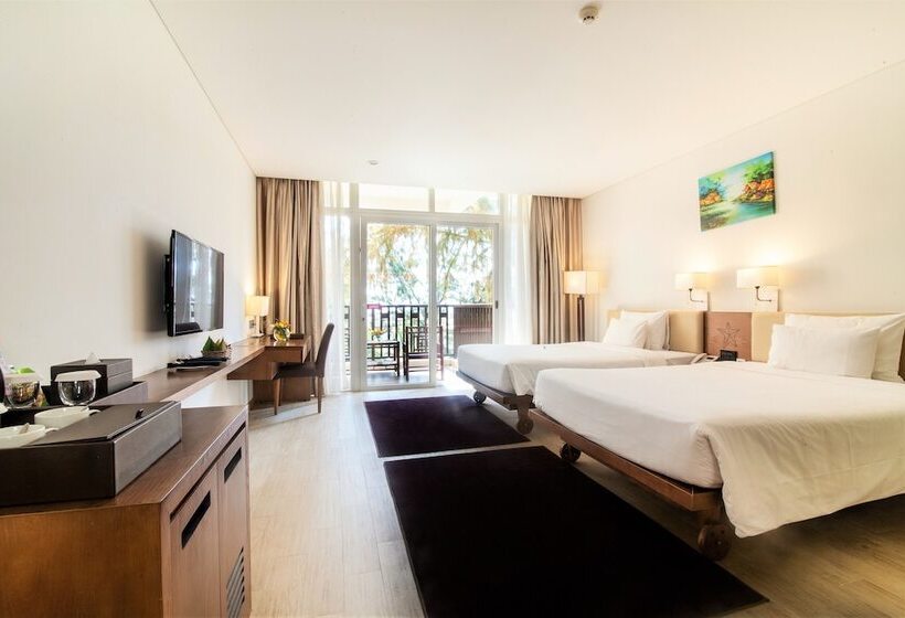 اتاق پریمیوم با چشم‌انداز باغ, Sandy Beach Non Nuoc Resort