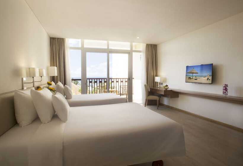 اتاق پرمیوم با چشم‌انداز دریا, Sandy Beach Non Nuoc Resort