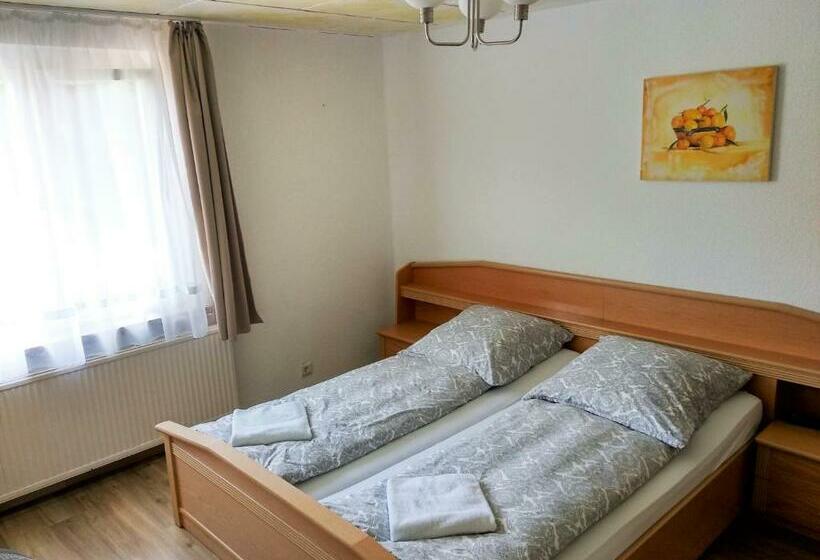 Номер Стандарт, Gasthof Uttewalde
