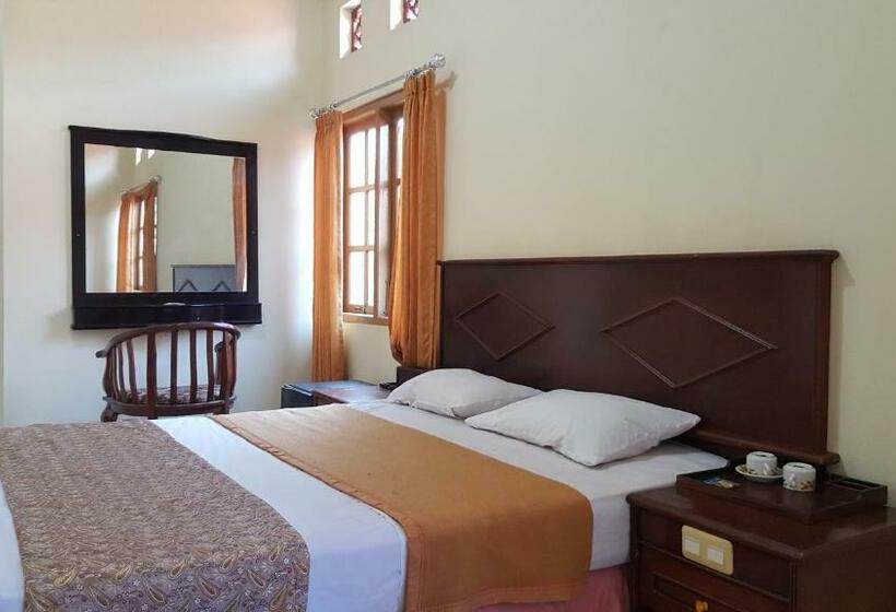 Номер Deluxe Кровать Кинг, Putri Duyung Guest House