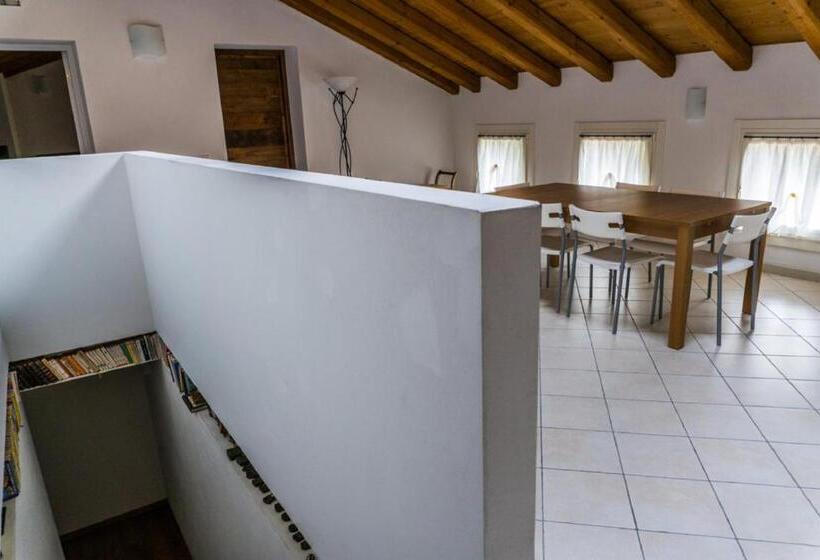 带1个卧室的顶楼公寓, Agriturismo Dai Gobbi