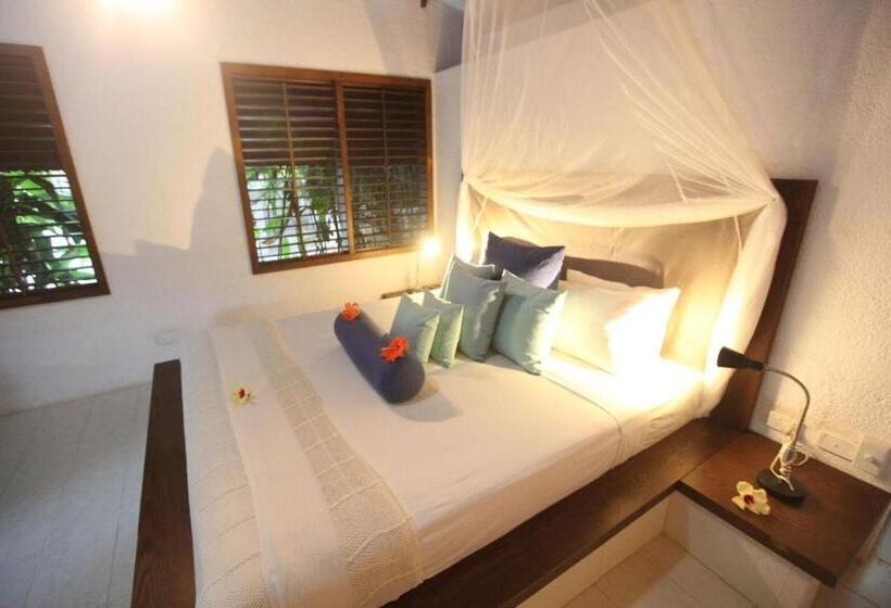 ویلای استاندارد با چشم‌انداز باغ, Breakas Beach Resort