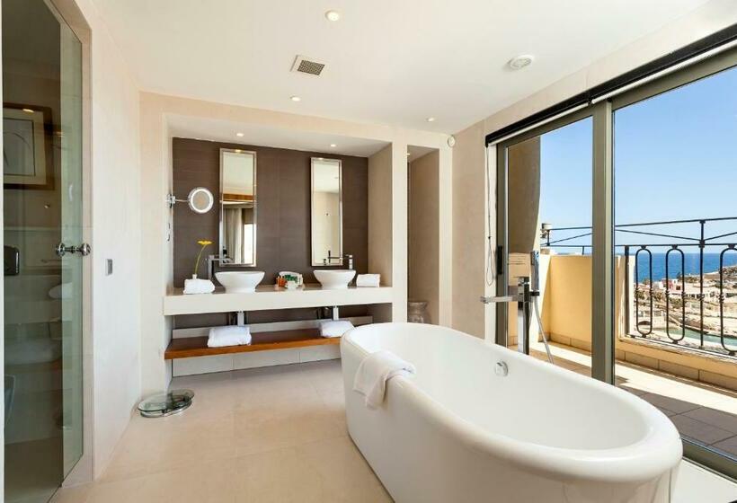 سوییت, Hilton Malta