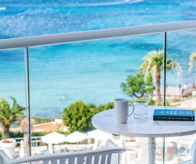 Студия Стандарт Вид на Море, King Jason Protaras   Designed For Adults By Louis Hotels