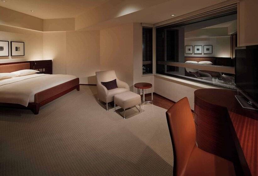 Номер Deluxe, Grand Hyatt Tokyo