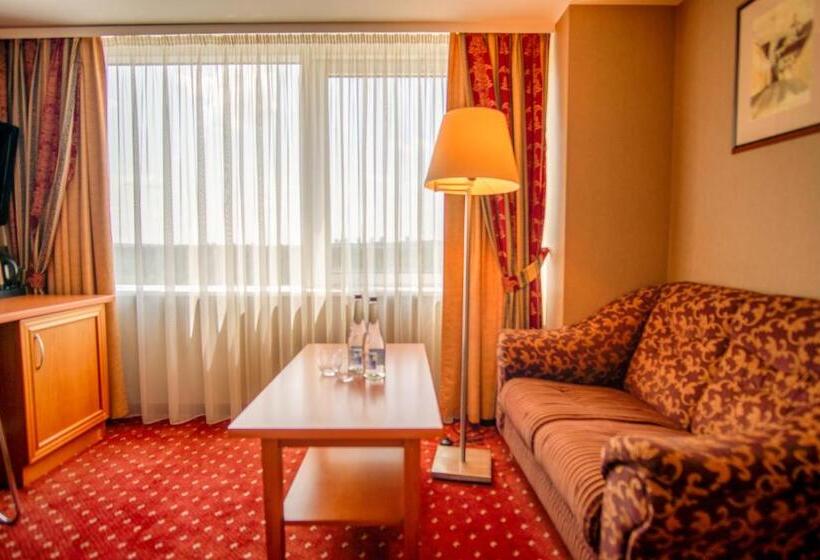 Quarto Executivo, Vilnius Park Plaza Hotel, Restaurant & Terrace, Panorama Bar, Conference & Banquet Center