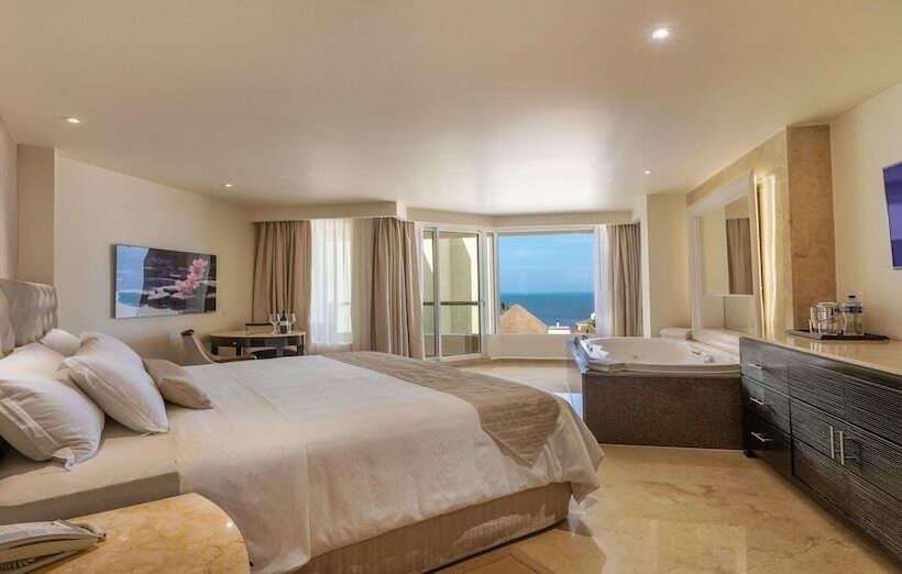 Cameră Superioară cu Vedere spre Mare, Moon Palace Nizuc  All Inclusive