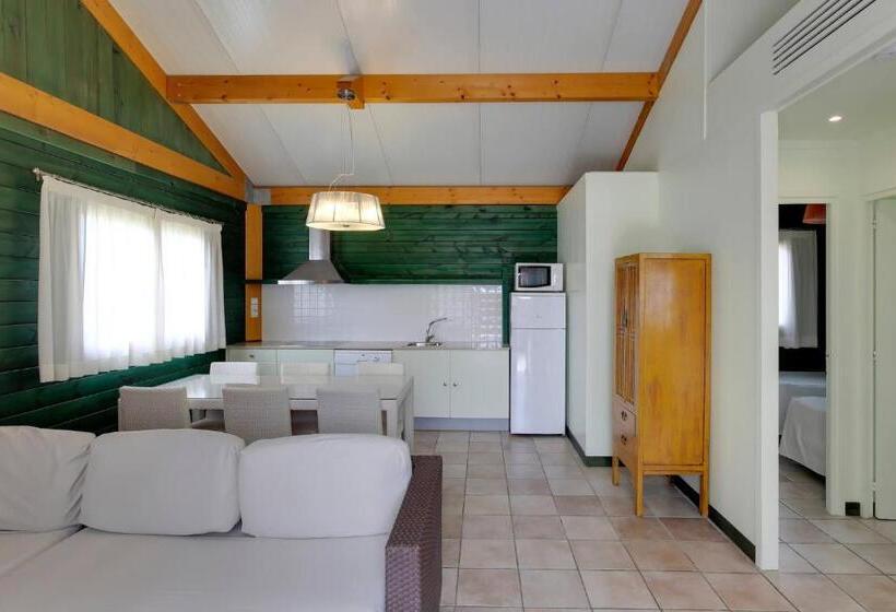 ツーベッドルーム　ヴィラ, Camping & Resort Sangulí Salou