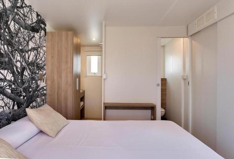 ３ベッドルームスタンダードバンガロー, Camping & Resort Sangulí Salou