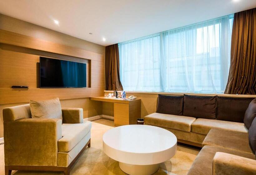 جناح إدارى, China Mayors Plaza   Free Shuttle Between Hotel And Exhibition Center & Exhibitor Registration Count