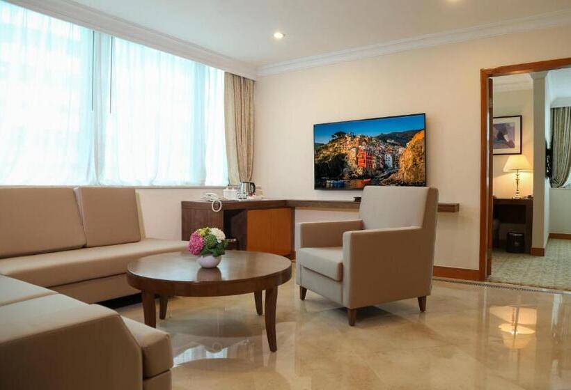جناح ديلوكس, China Mayors Plaza   Free Shuttle Between Hotel And Exhibition Center & Exhibitor Registration Count