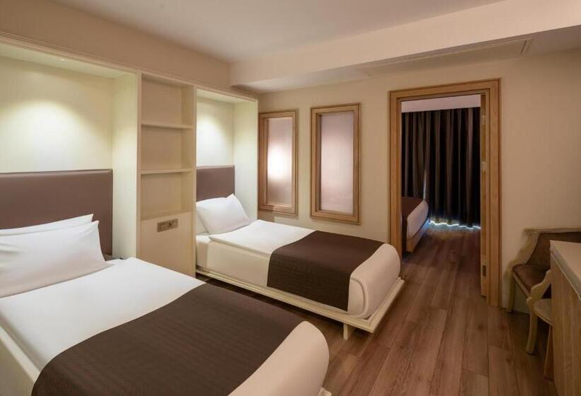 Семейный Номер Вид на Сад, Swandor Hotels & Resorts   Topkapi Palace