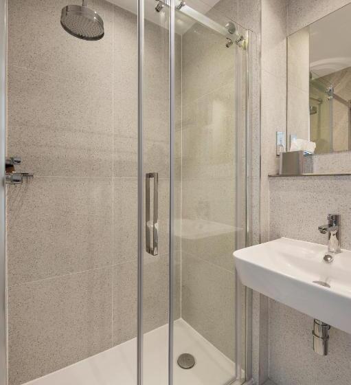 Люкс с Балконом, Q Square By Supercity Aparthotels