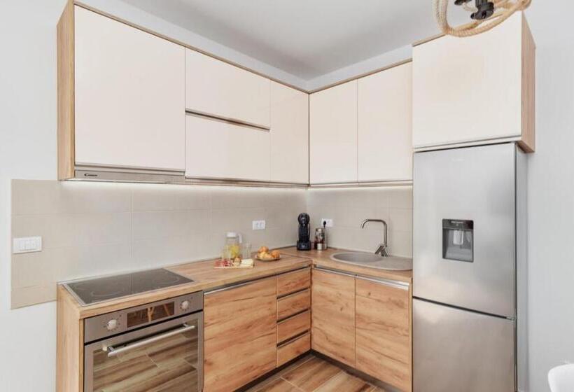 آپارتمان 3 خوابه, Petrovic Apartmani