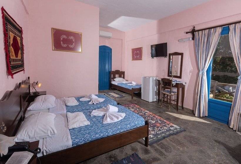 Номер Стандарт, Arolithos Traditional Village