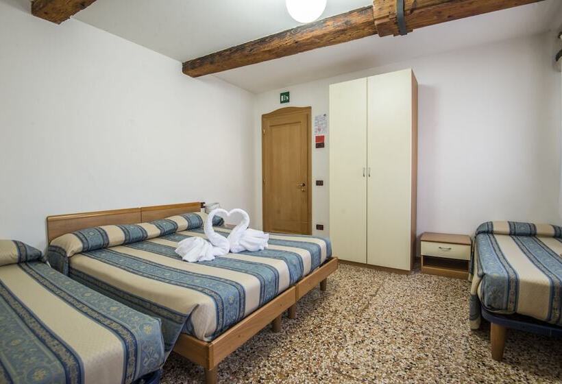 غرفة قياسية رباعية, Casa Sant Andrea