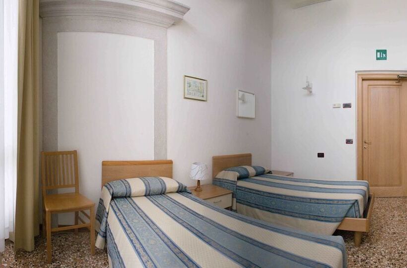 غرفة قياسية رباعية حمام مشترك, Casa Sant Andrea