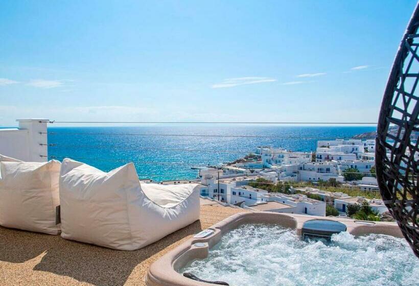 Люкс с гидромассажем, Myconian Ambassador Relais & Chateaux