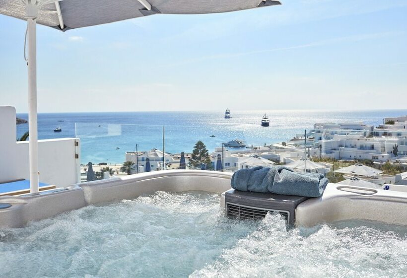 Люкс с гидромассажем, Myconian Ambassador Relais & Chateaux
