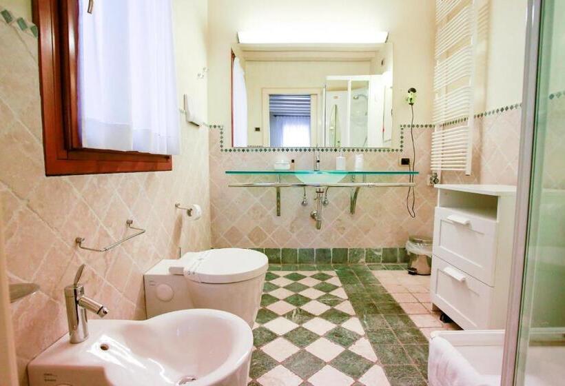 Номер Стандарт, Relais Villa Selvatico
