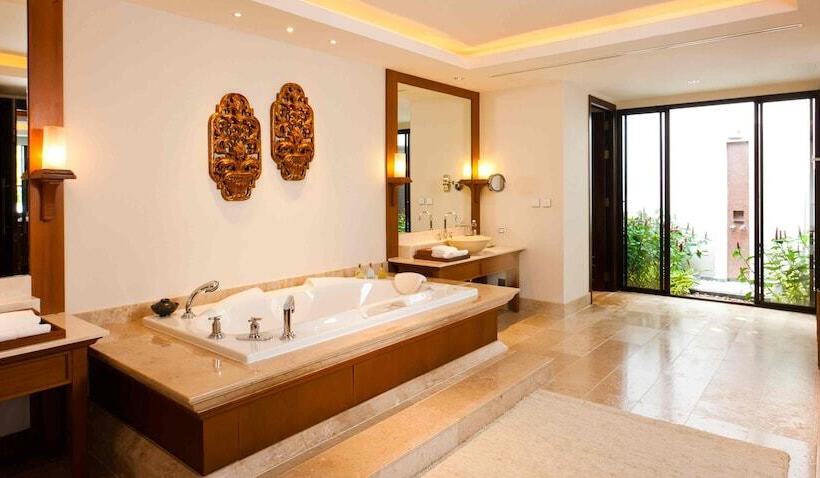ویلای 4 خوابه, Trisara Villas & Residences Phuket