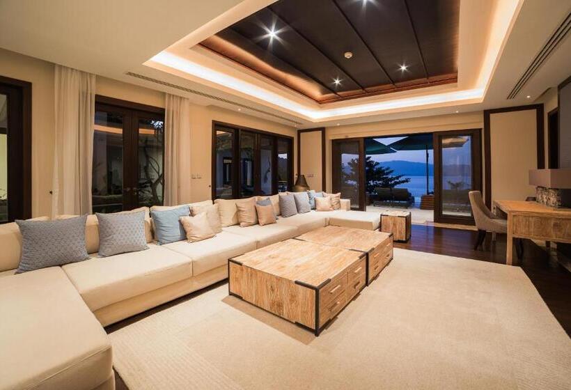 اتاق استاندارد با چشم‌انداز دریا, Trisara Villas & Residences Phuket