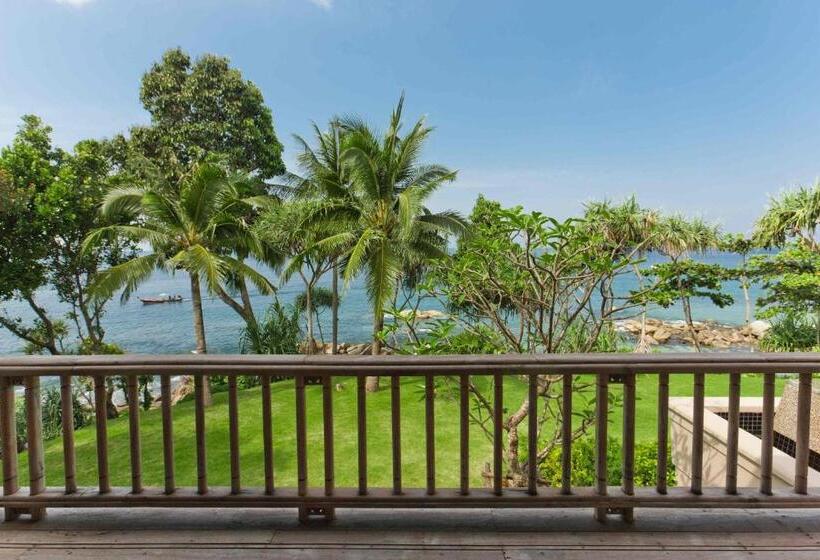 ویلای 4 خوابه, Trisara Villas & Residences Phuket