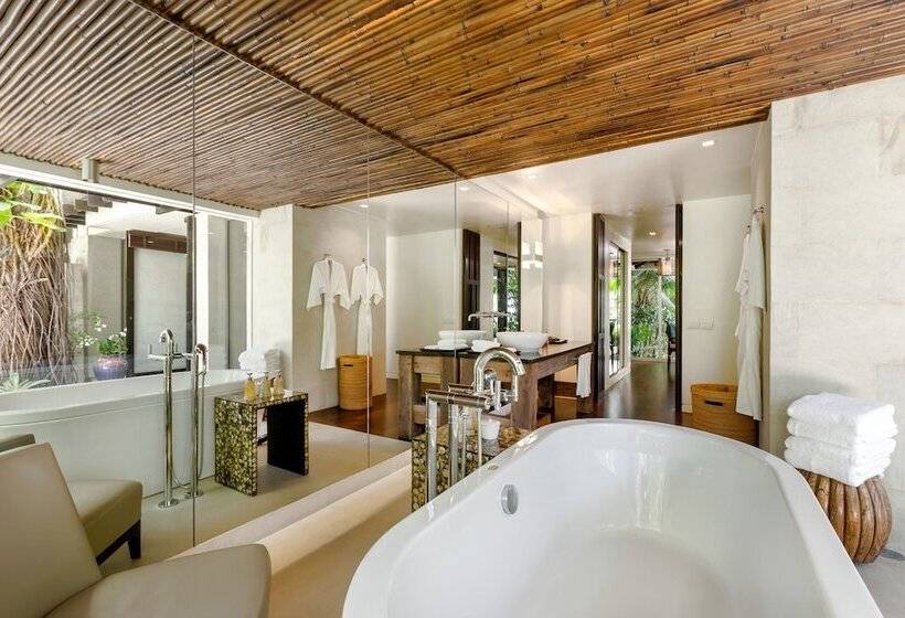 اتاق استاندارد با چشم‌انداز دریا, Trisara Villas & Residences Phuket