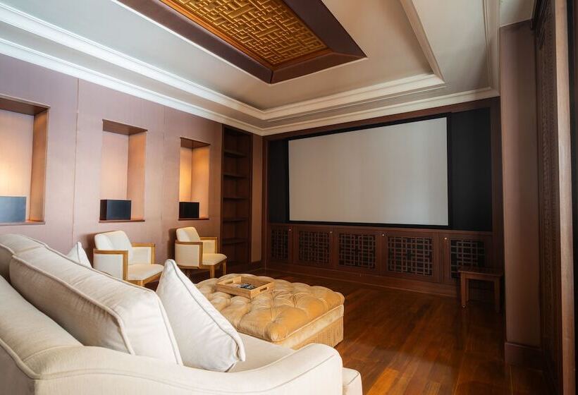 اتاق استاندارد با چشم‌انداز دریا, Trisara Villas & Residences Phuket