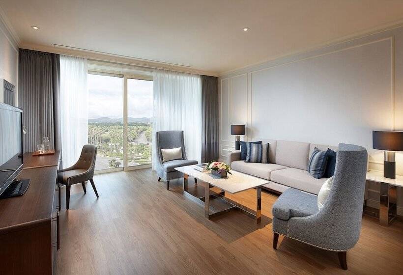 سوییت لوکس, Lotte Hotel Jeju