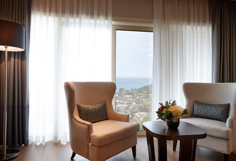 Люкс Премиум, Lotte Hotel Jeju