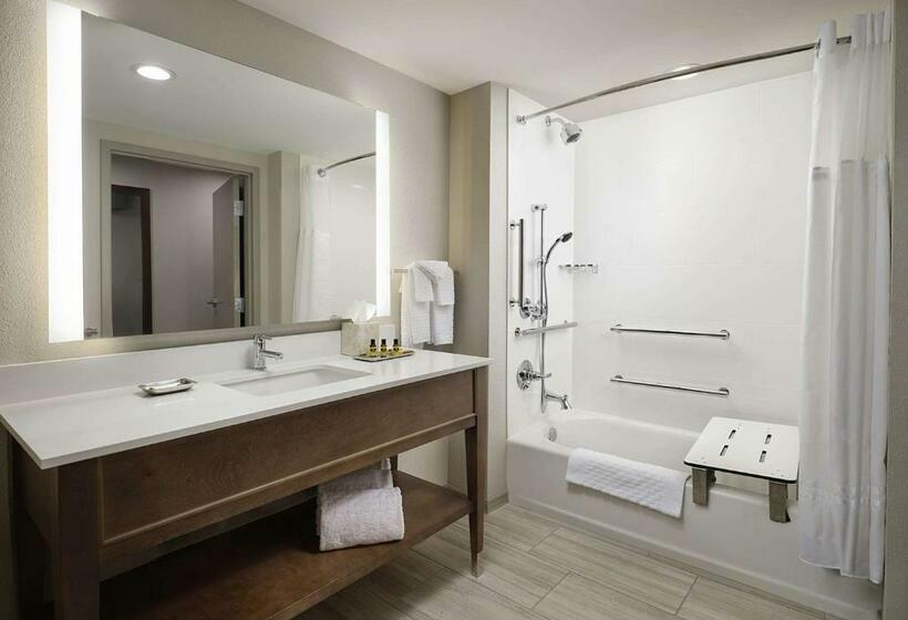 장애인을 위한 스탠다드 룸, Best Western Plus Desoto