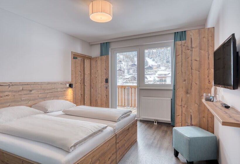 اتاق خانوادگی, Cooee Alpin Hotel Bad Kleinkirchheim