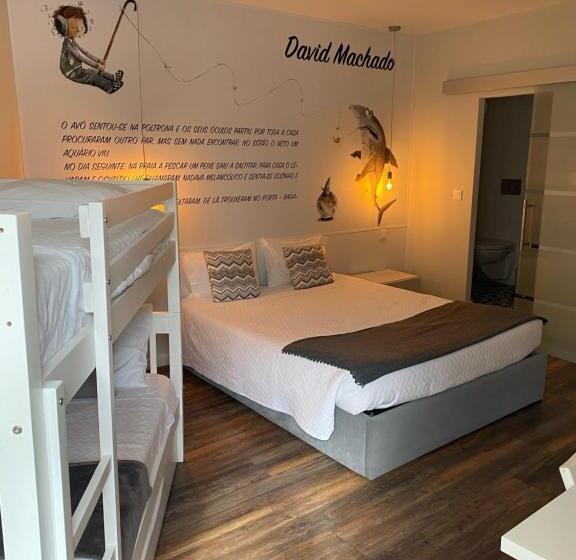 패밀리 룸, Guest House Stories