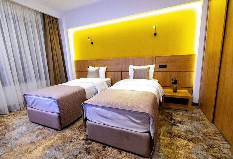 اتاق اکونومی, Grand View Hotel & Suites Copou