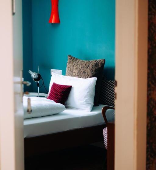 Quarto Estandar Individual, Molo Rouge