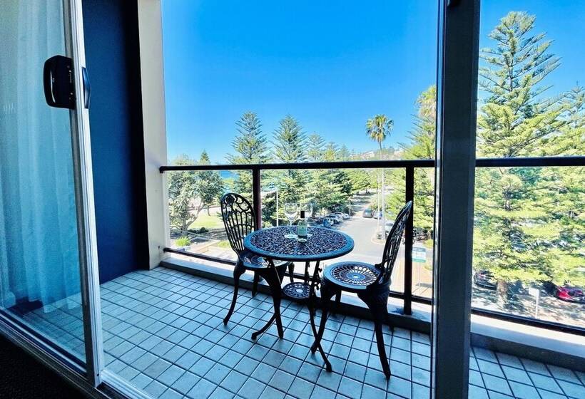 Студия Deluxe, Coogee Sands Hotel & Apartments