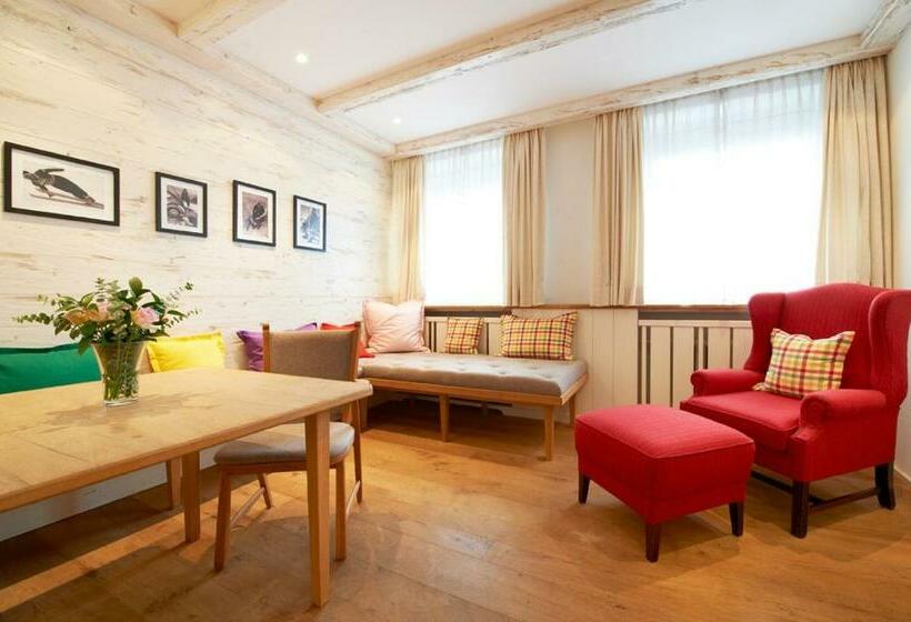 Полулюкс, Eden Hotel Wolff