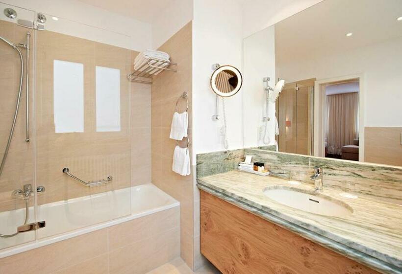 Номер Стандарт, Eden Hotel Wolff