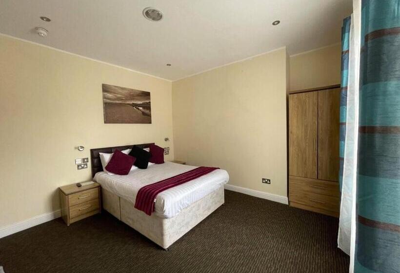 Номер Стандарт, Elsinore Hotel Llandudno